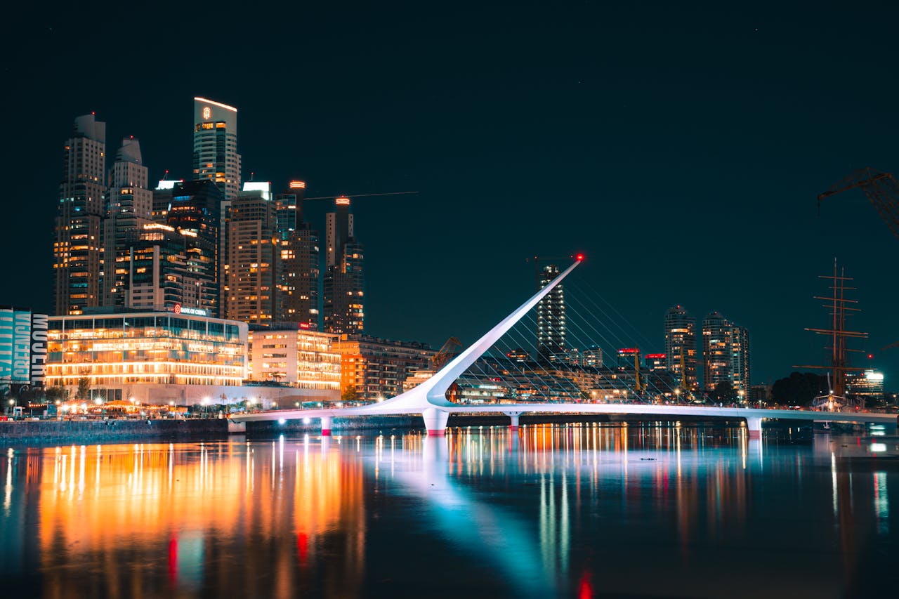 Puente de la Mujer